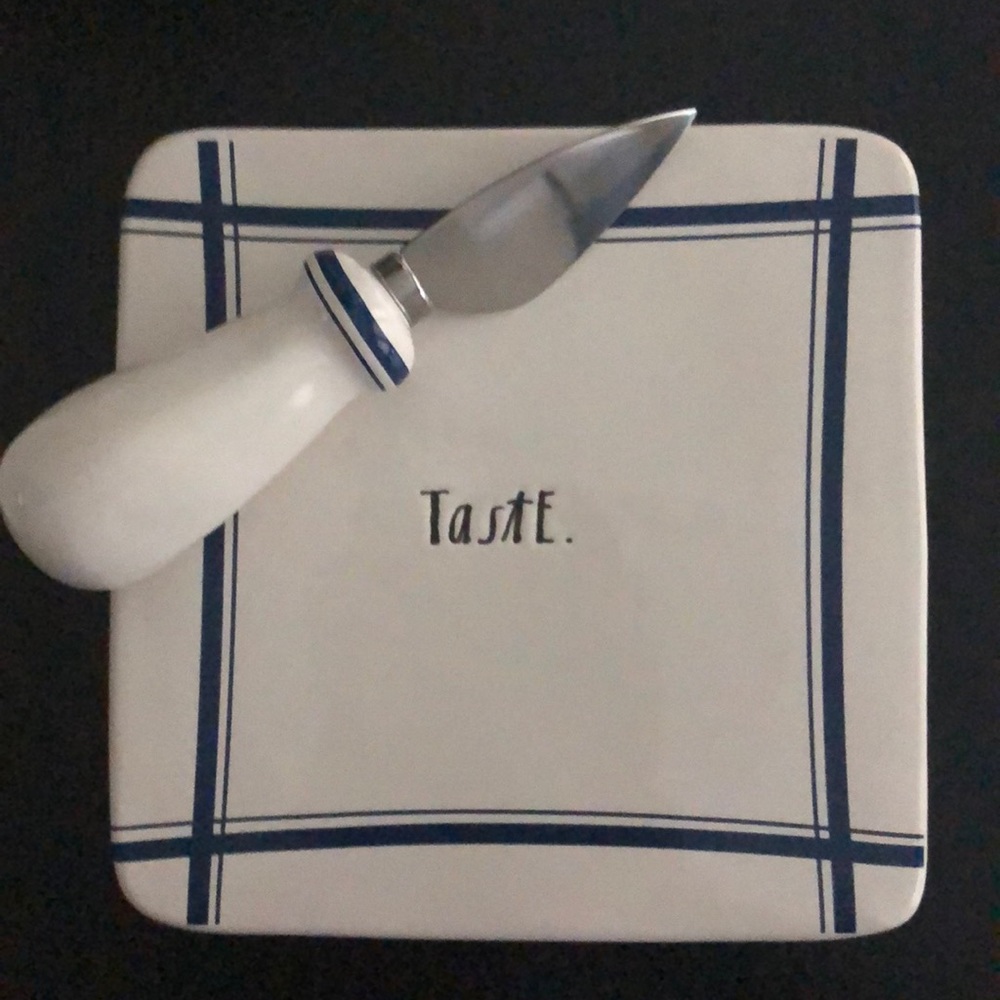 Rae Dunn ‘Taste’ serving tray